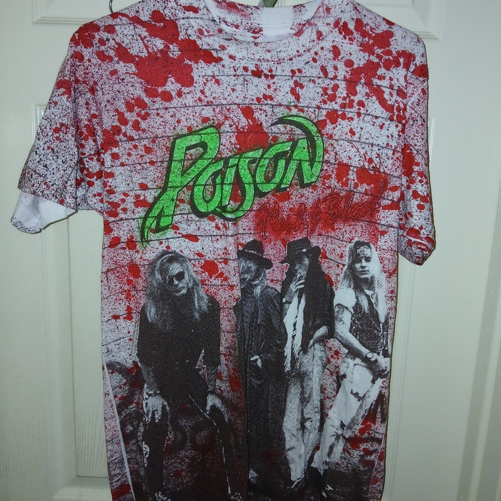 Poison Flesh and Blood Vintage T-Shirt Vintage Large